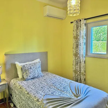 T3 Cozy Old House With Xl Garden Nyaraló Borralha