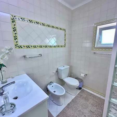 T3 Cozy Old House With Xl Garden Nyaraló *