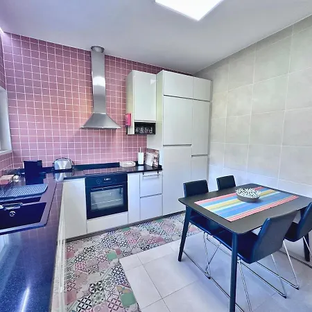 T3 Cozy Old House With Xl Garden *