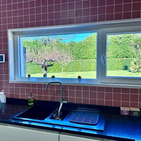 T3 Cozy Old House With Xl Garden Nyaraló *